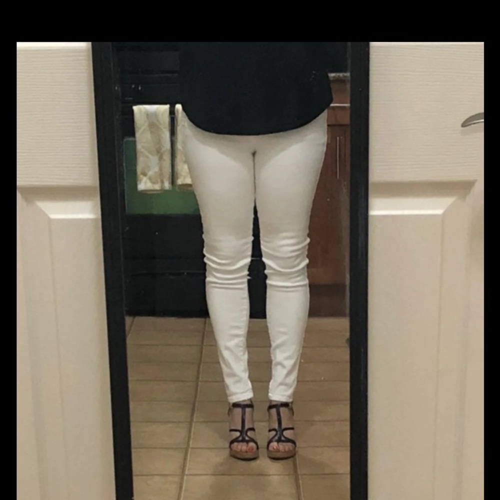 NWOT Old Navy Rockstar Jeans